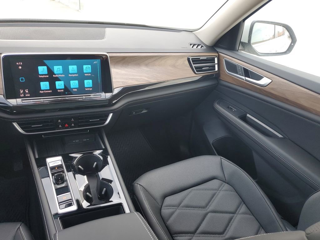 New 2026 Volkswagen Atlas SE FWD image 13