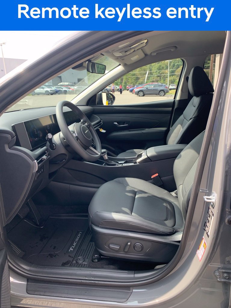 New 2026 Hyundai Tucson SEL Plus AWD/4WD image 3