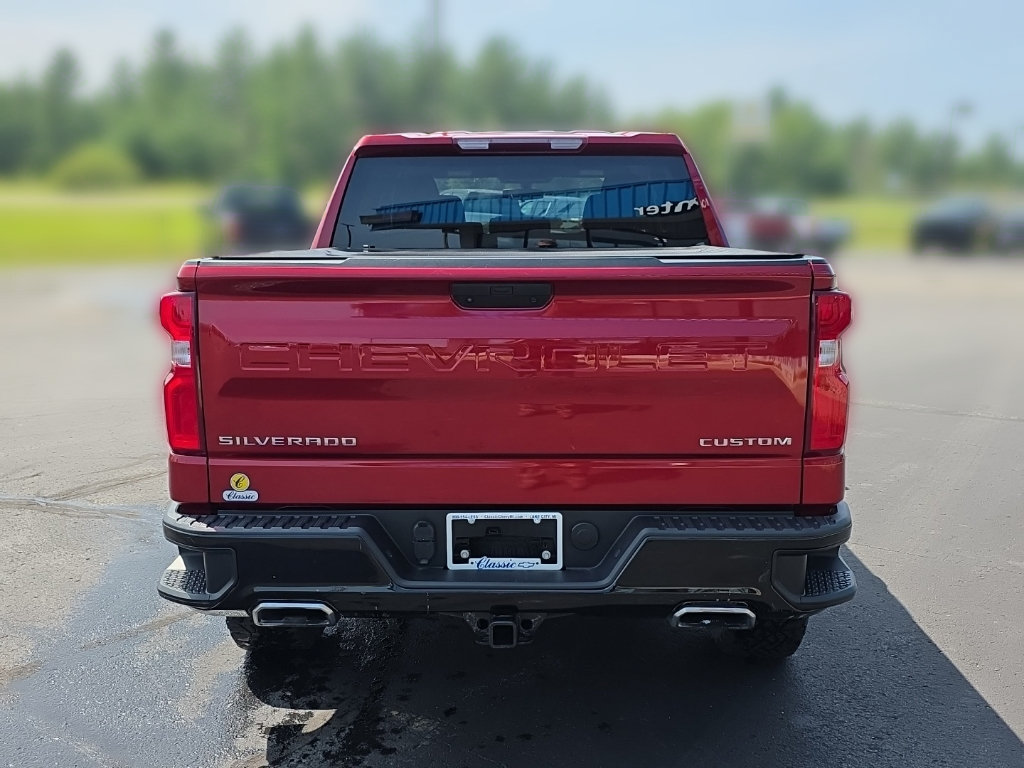 Used 2021 Chevrolet Silverado 1500 Custom Trail Boss AWD/4WD image 9