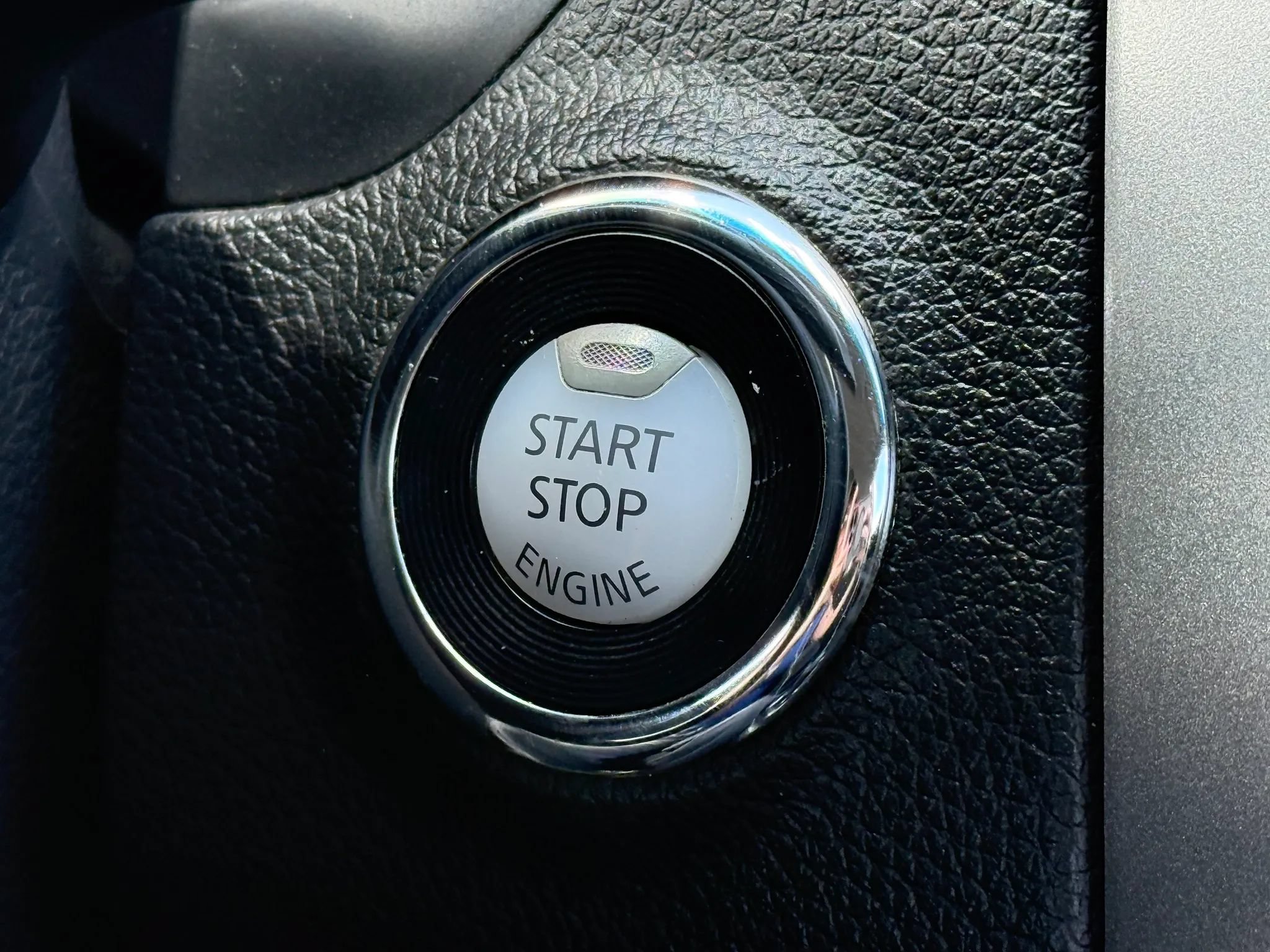 Used 2014 Nissan Altima 2.5 S FWD image 25