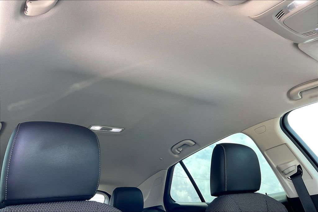 Used 2023 Buick Envision Preferred FWD image 28