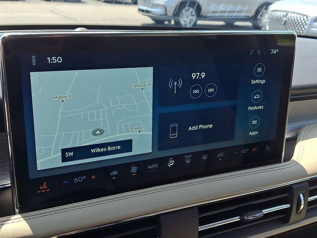 Certified 2025 Lincoln Corsair AWD image 16