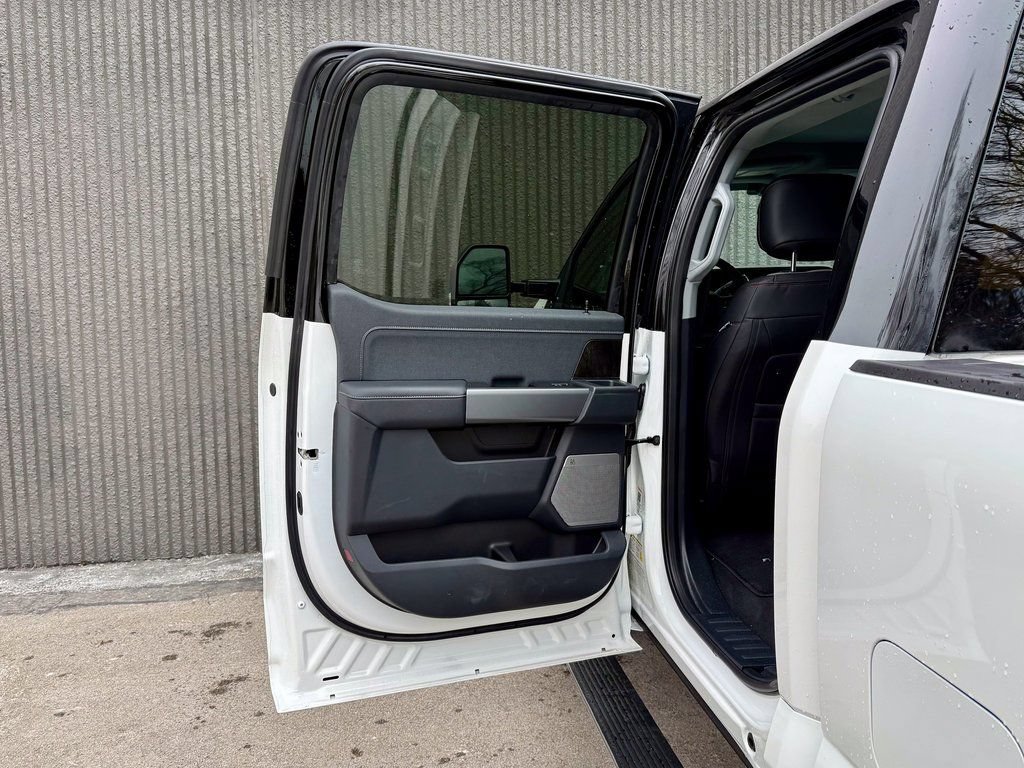 New 2026 Ford F350 Lariat AWD/4WD image 14