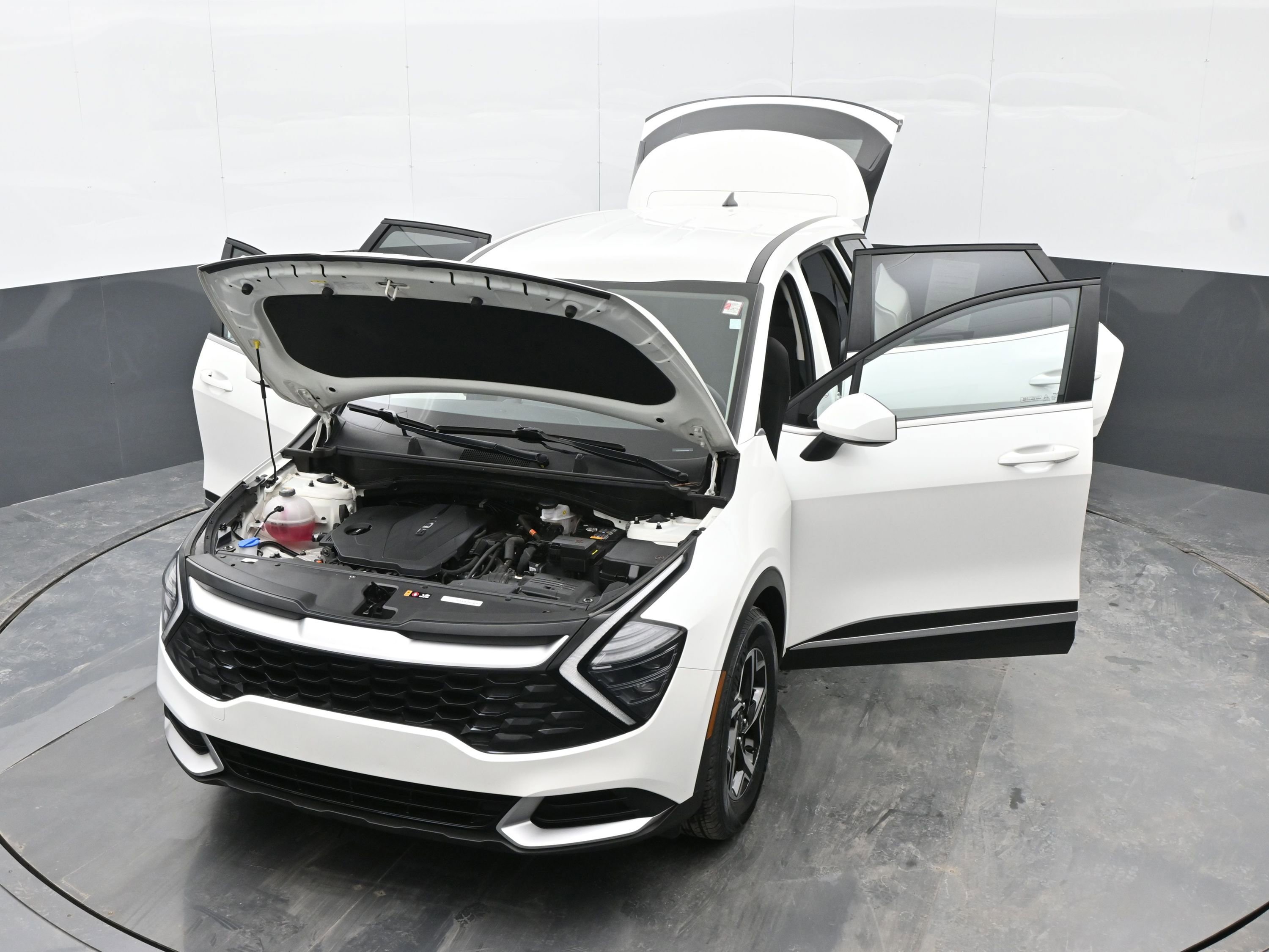 Used 2024 Kia Sportage LX image 46