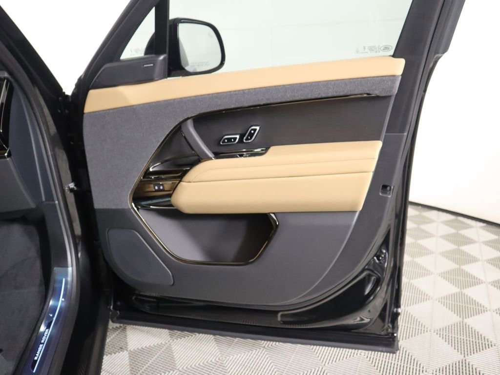 New 2026 Land Rover Range Rover Sport SE image 27