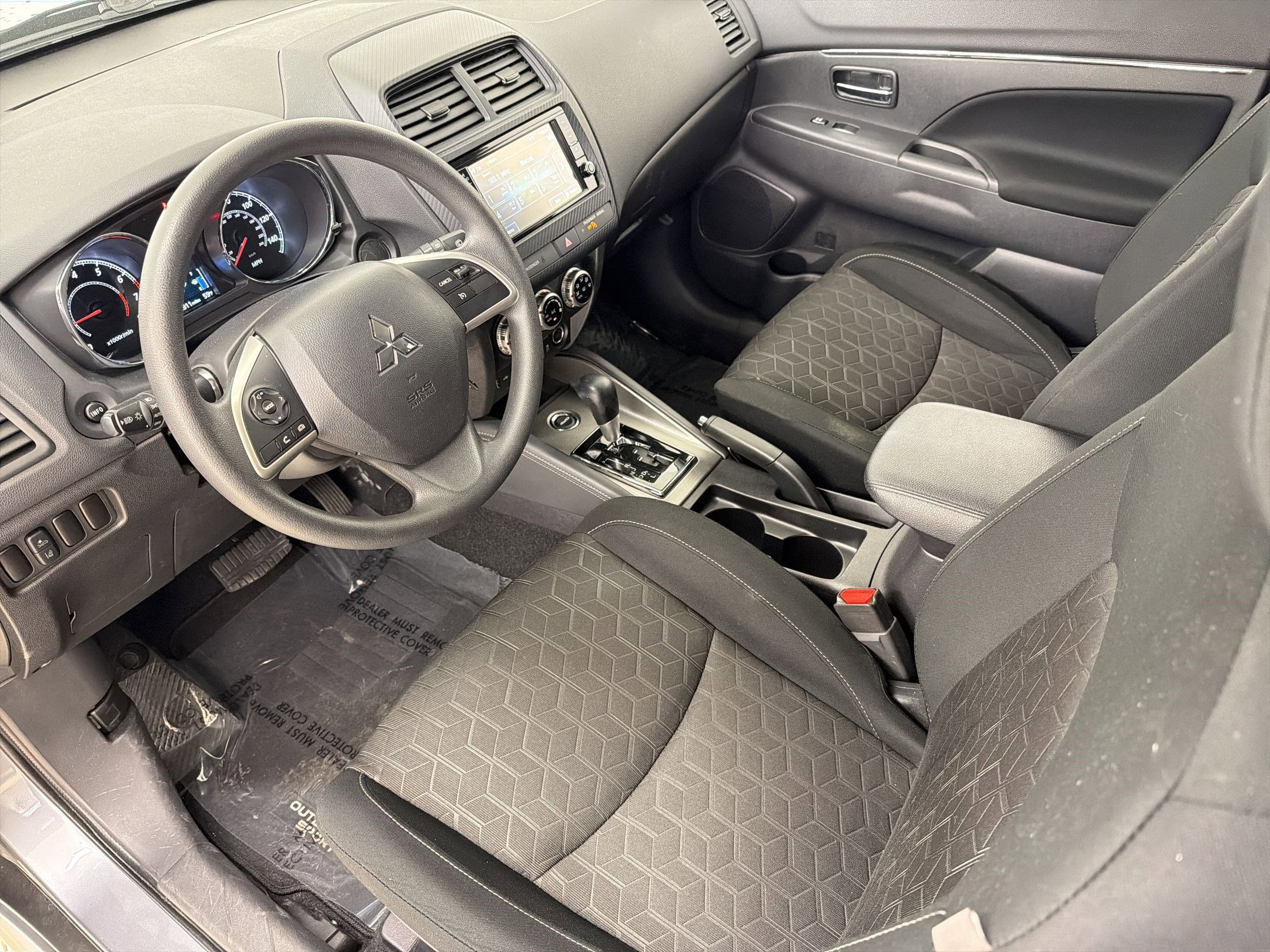 Used 2025 Mitsubishi Outlander Sport ES image 4