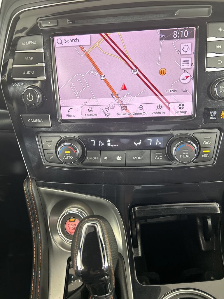 Used 2023 Nissan Maxima SR w/ Sport Mat Group FWD image 14