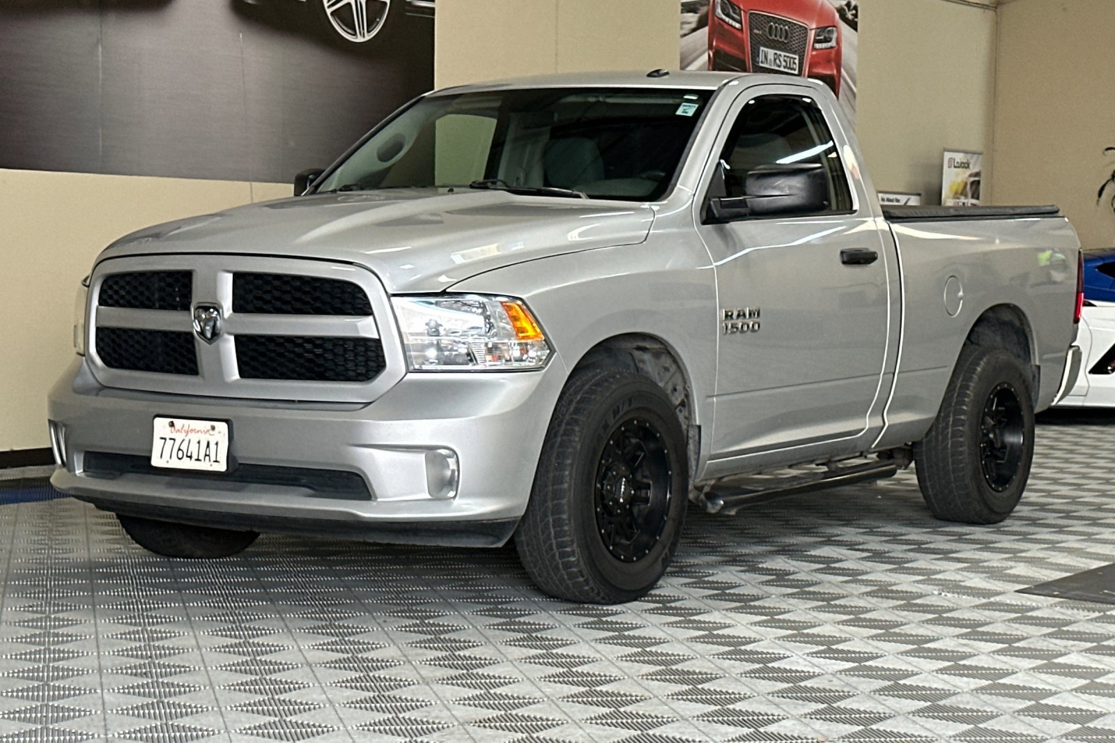 Used 2017 RAM 1500 Express image 8