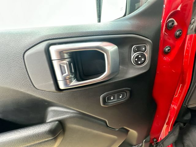 Used 2023 Jeep Gladiator Sport AWD/4WD image 16