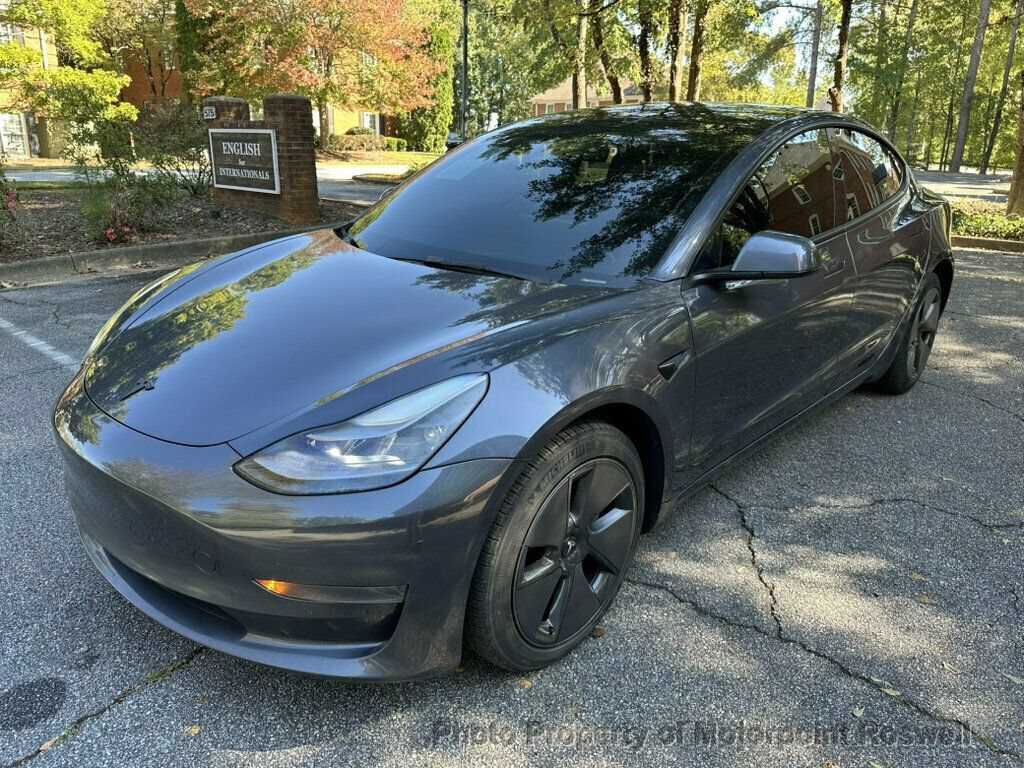 Used 2023 Tesla Model 3 Standard Range RWD image 5