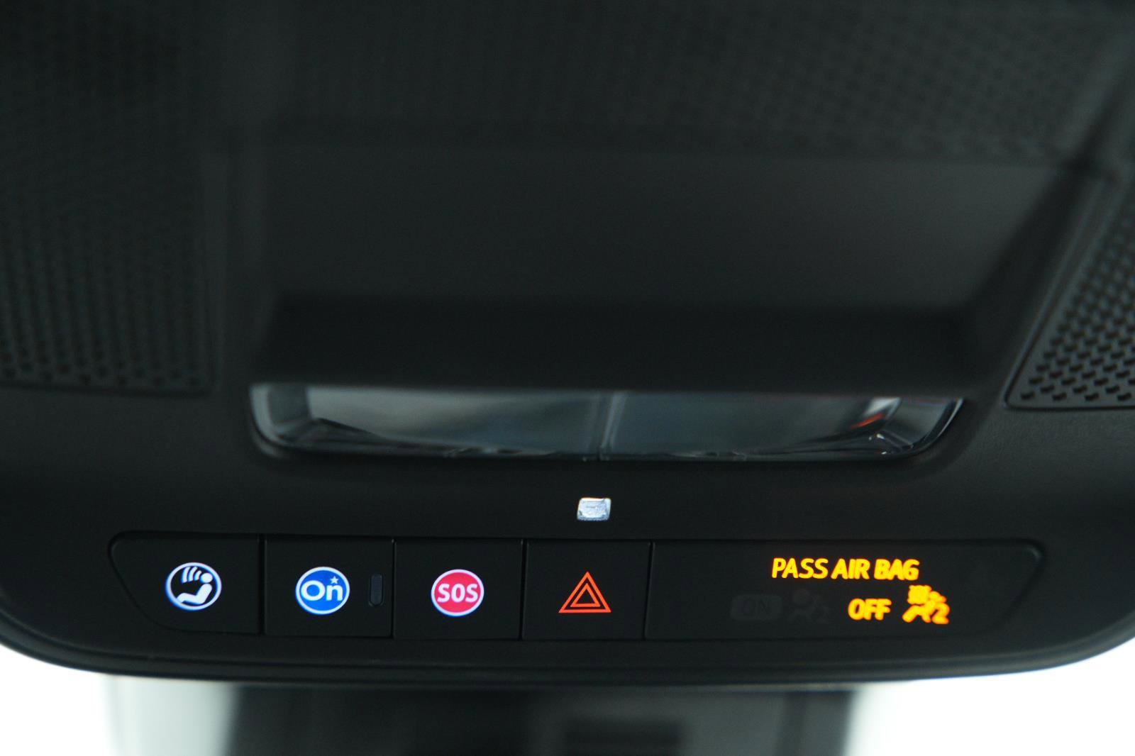 Used 2025 Chevrolet Equinox LT image 34