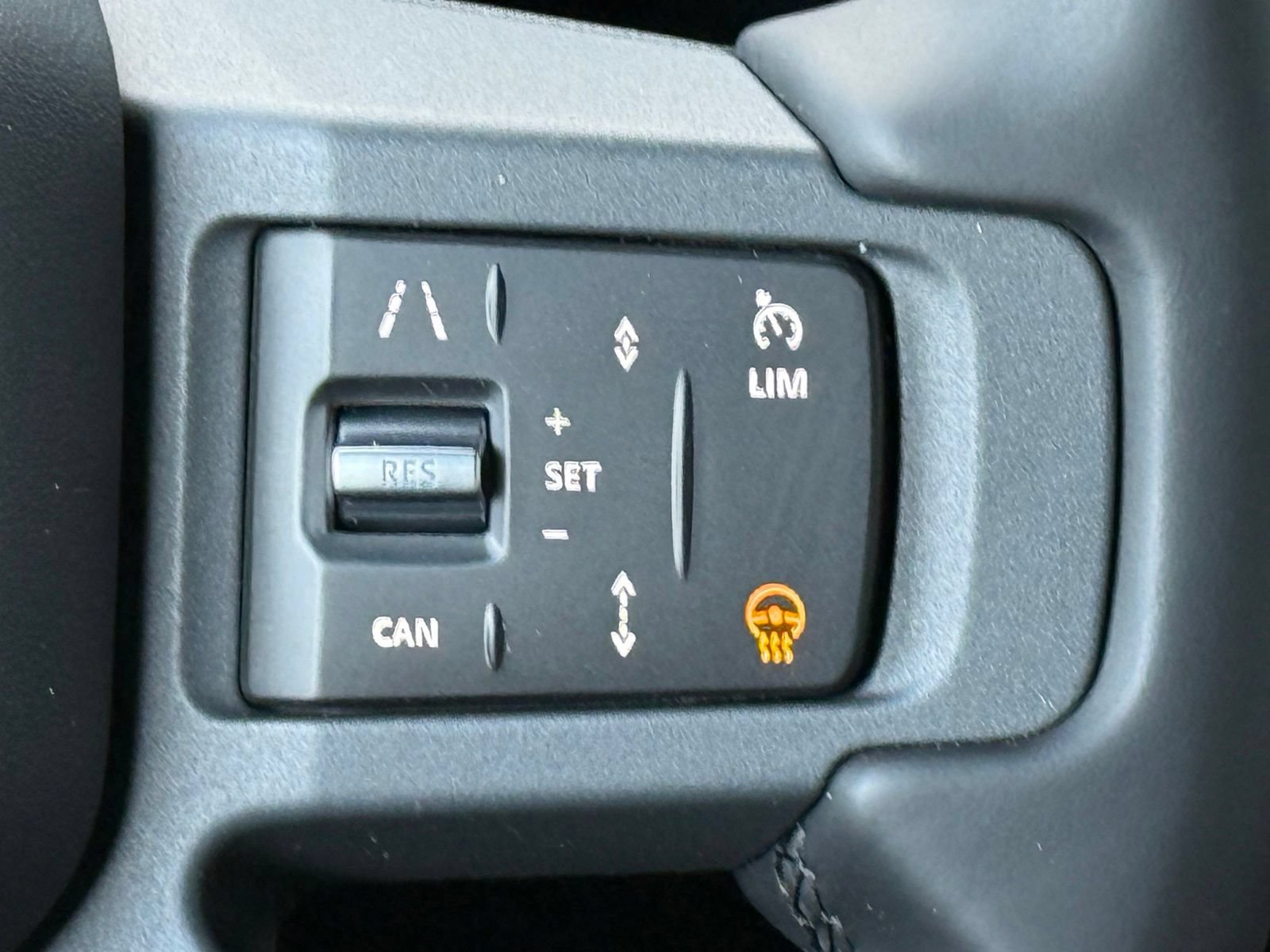 New 2026 Land Rover Defender 110 S AWD/4WD image 32