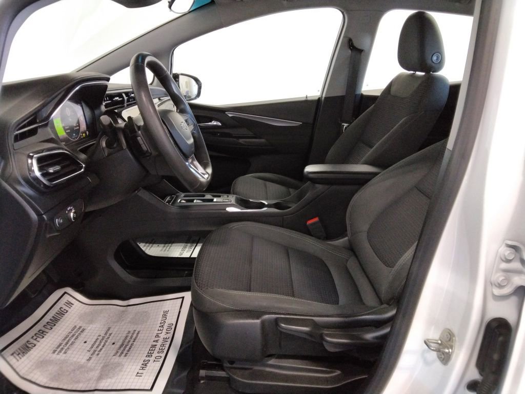 Used 2023 Chevrolet Bolt LT w/ Driver Confidence Package image 28