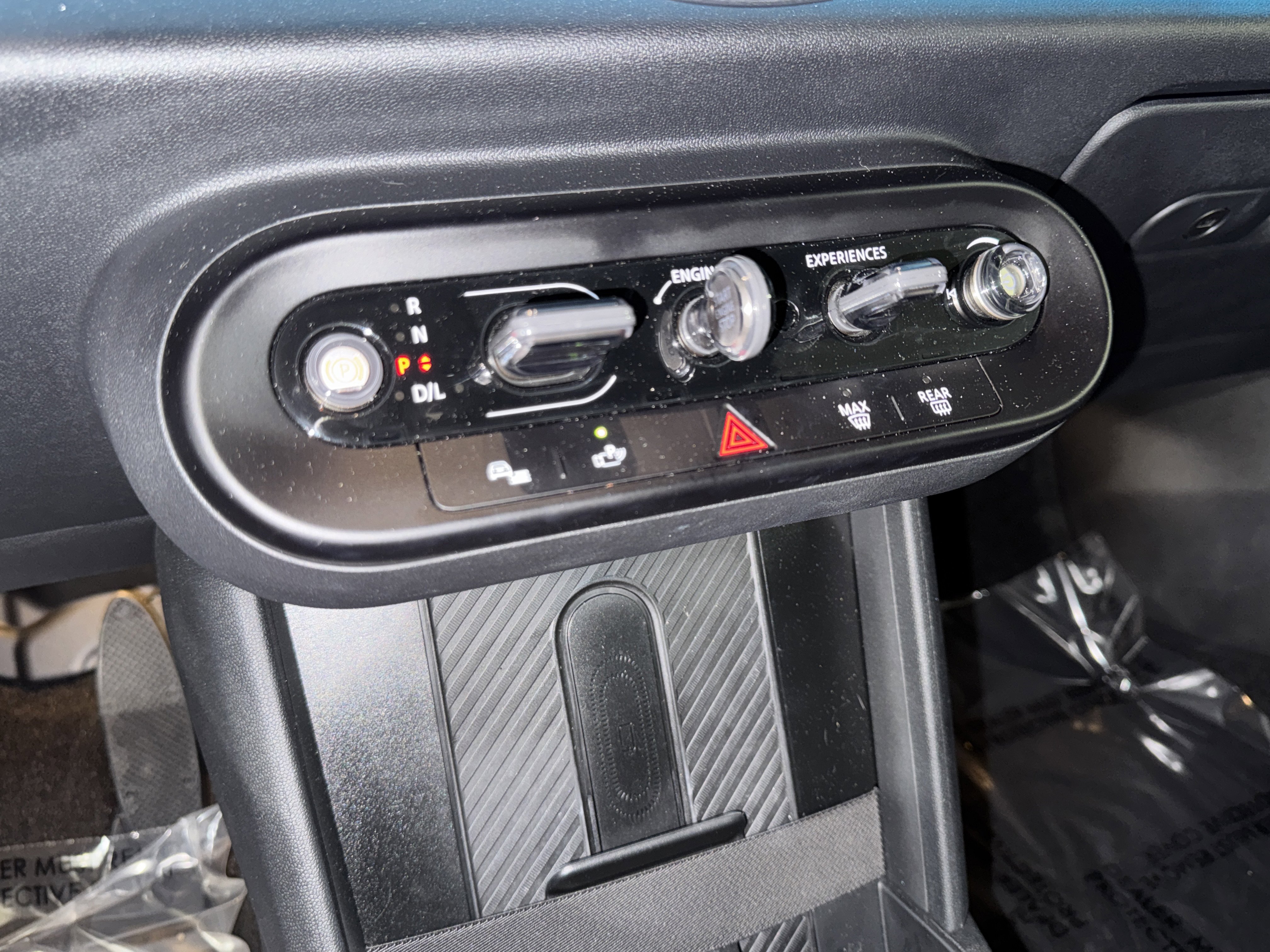 Certified 2025 MINI Cooper S image 23