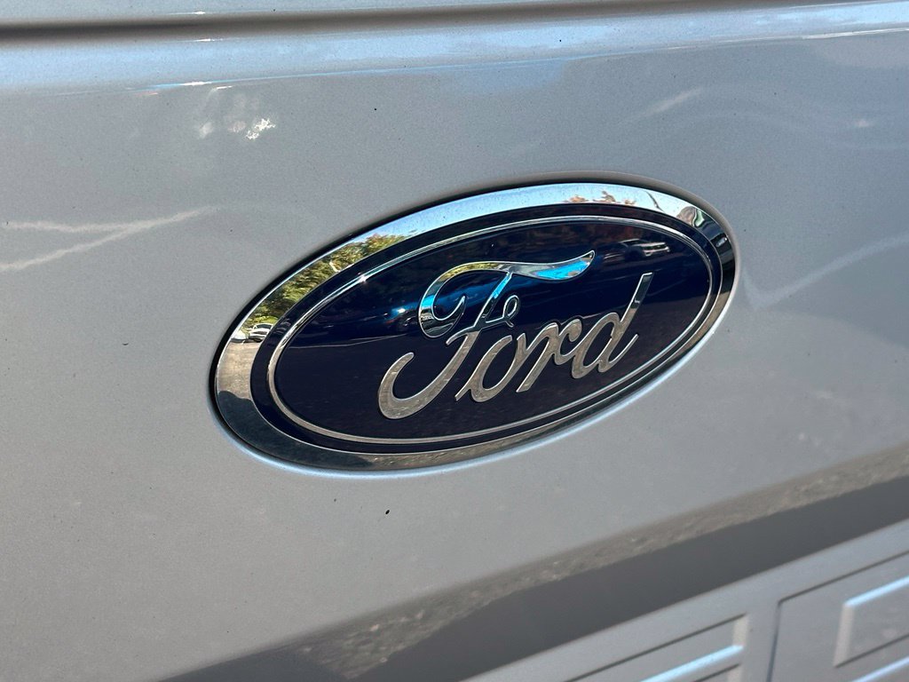 Used 2018 Ford F150 XLT w/ Equipment Group 302A Luxury AWD/4WD image 28