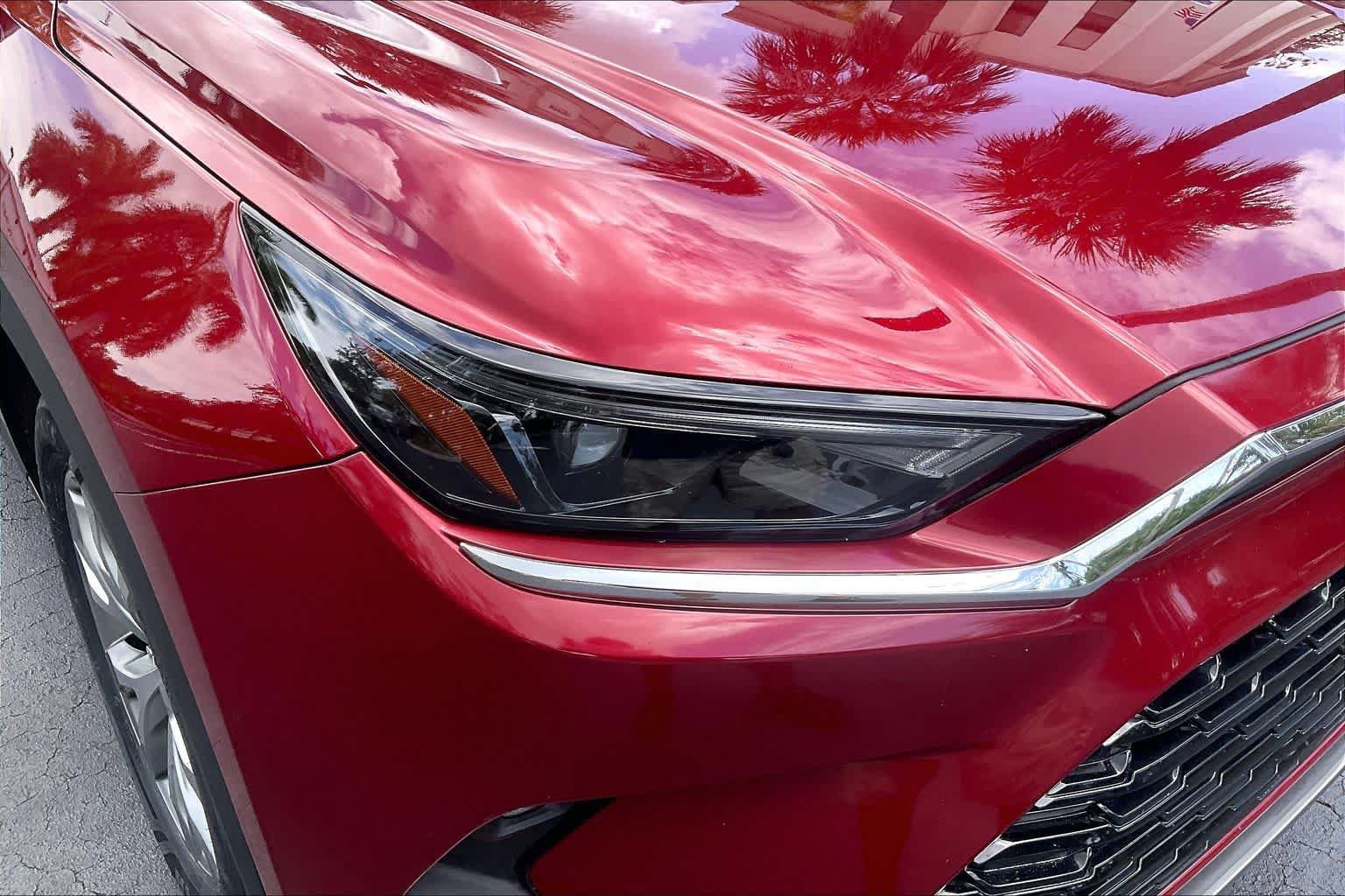 Certified 2024 Toyota Grand Highlander FWD image 30