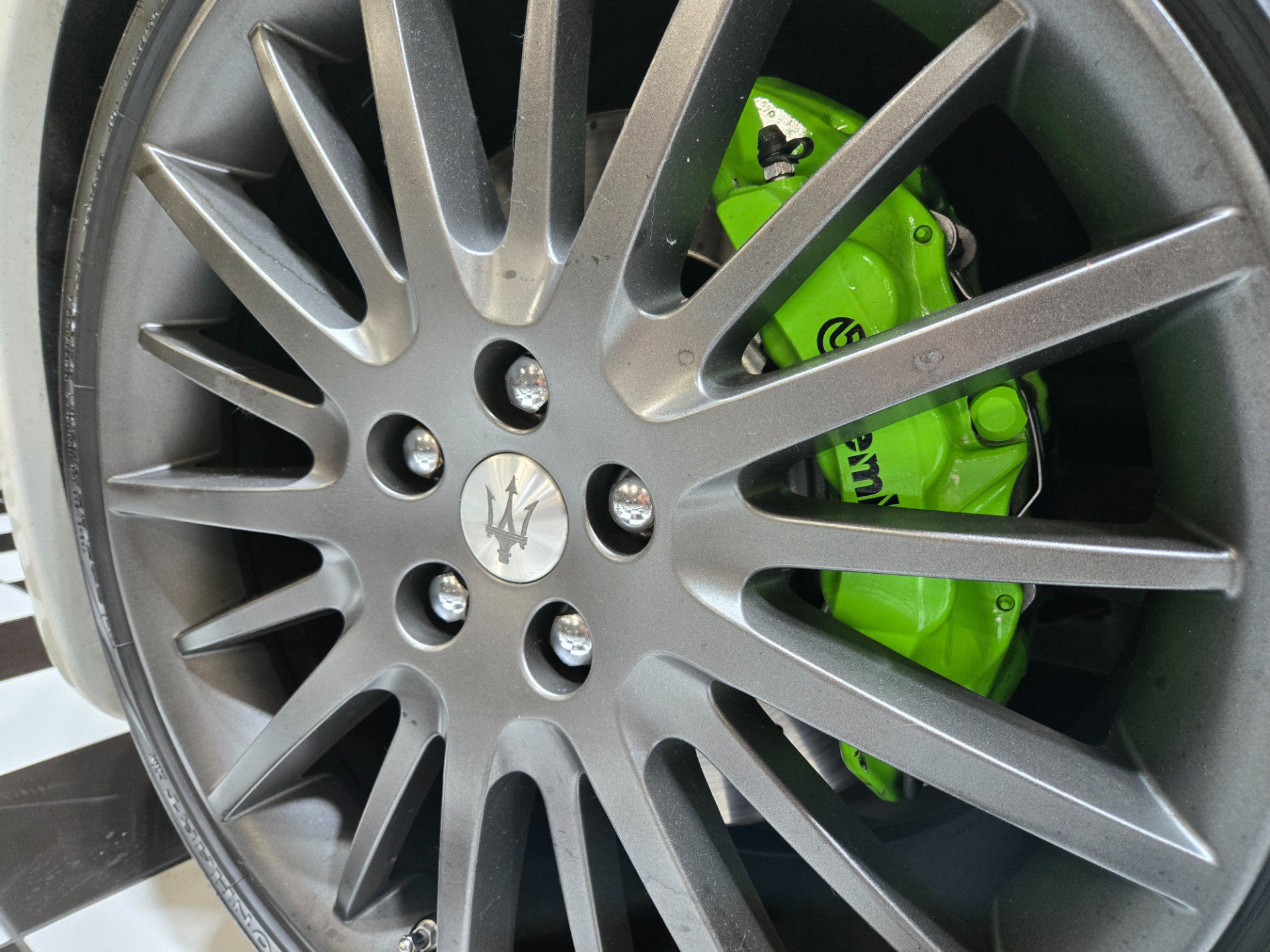 Used 2012 Maserati Quattroporte S RWD image 11