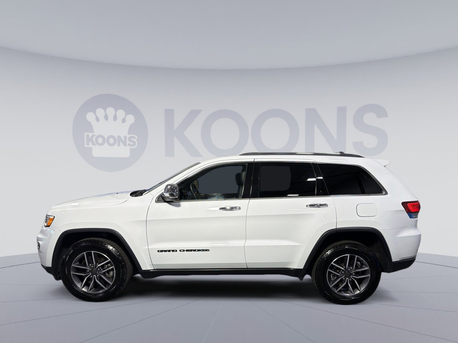 Used 2021 Jeep Grand Cherokee Limited AWD/4WD image 13