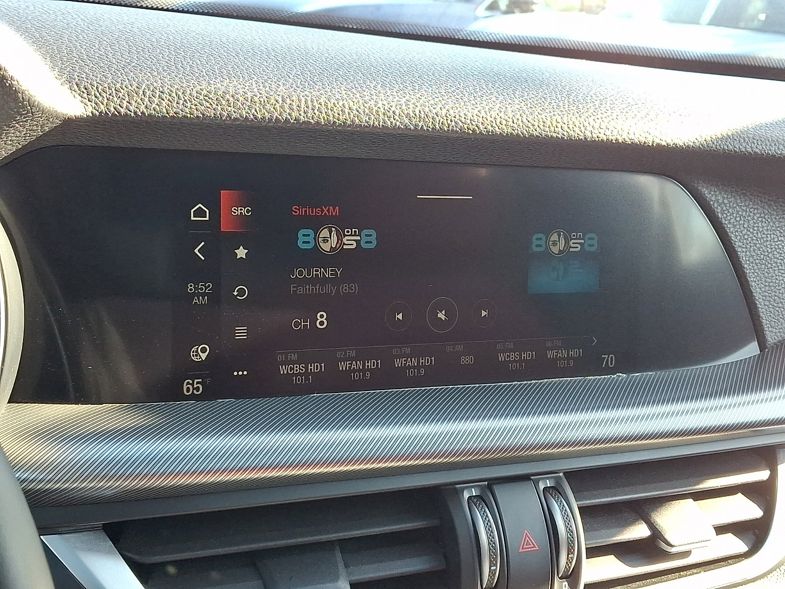 Used 2024 Alfa Romeo Stelvio Veloce AWD/4WD image 19