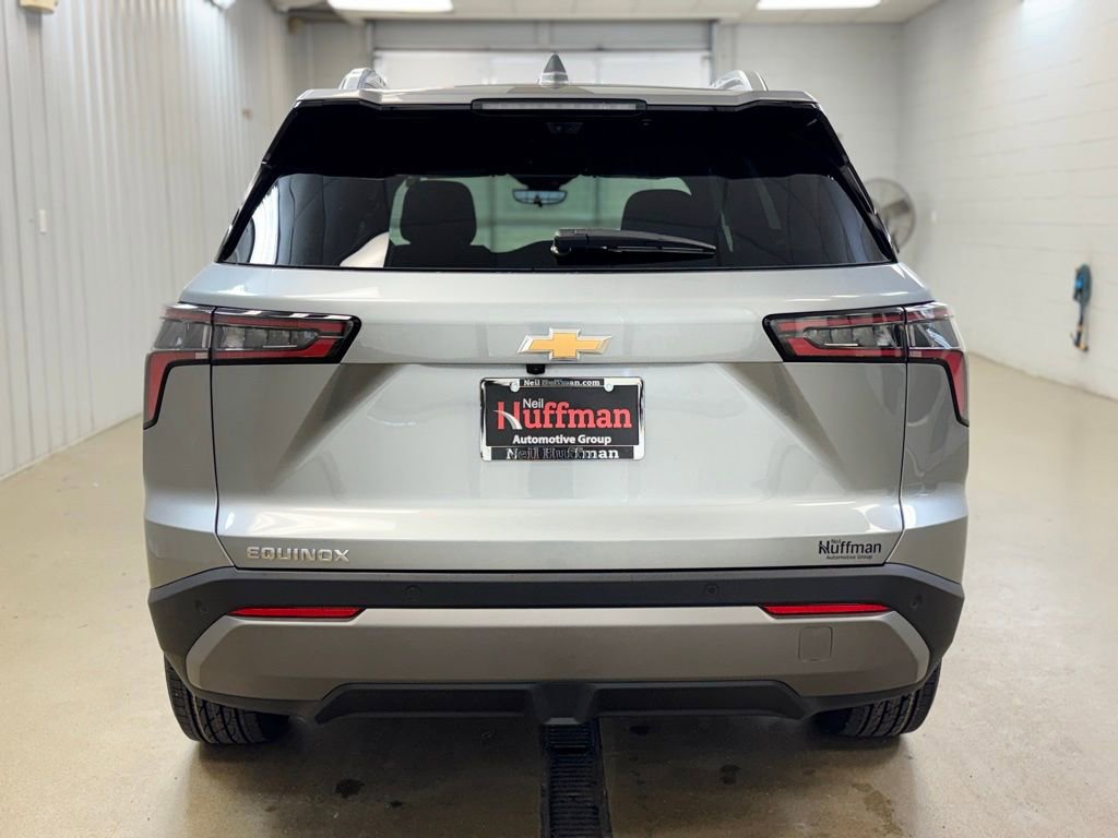 New 2026 Chevrolet Equinox LT w/ Safety and Technology Package image 6