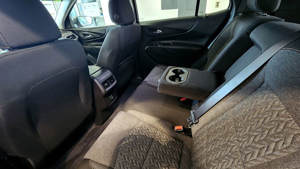 Used 2024 Chevrolet Equinox LT FWD image 41