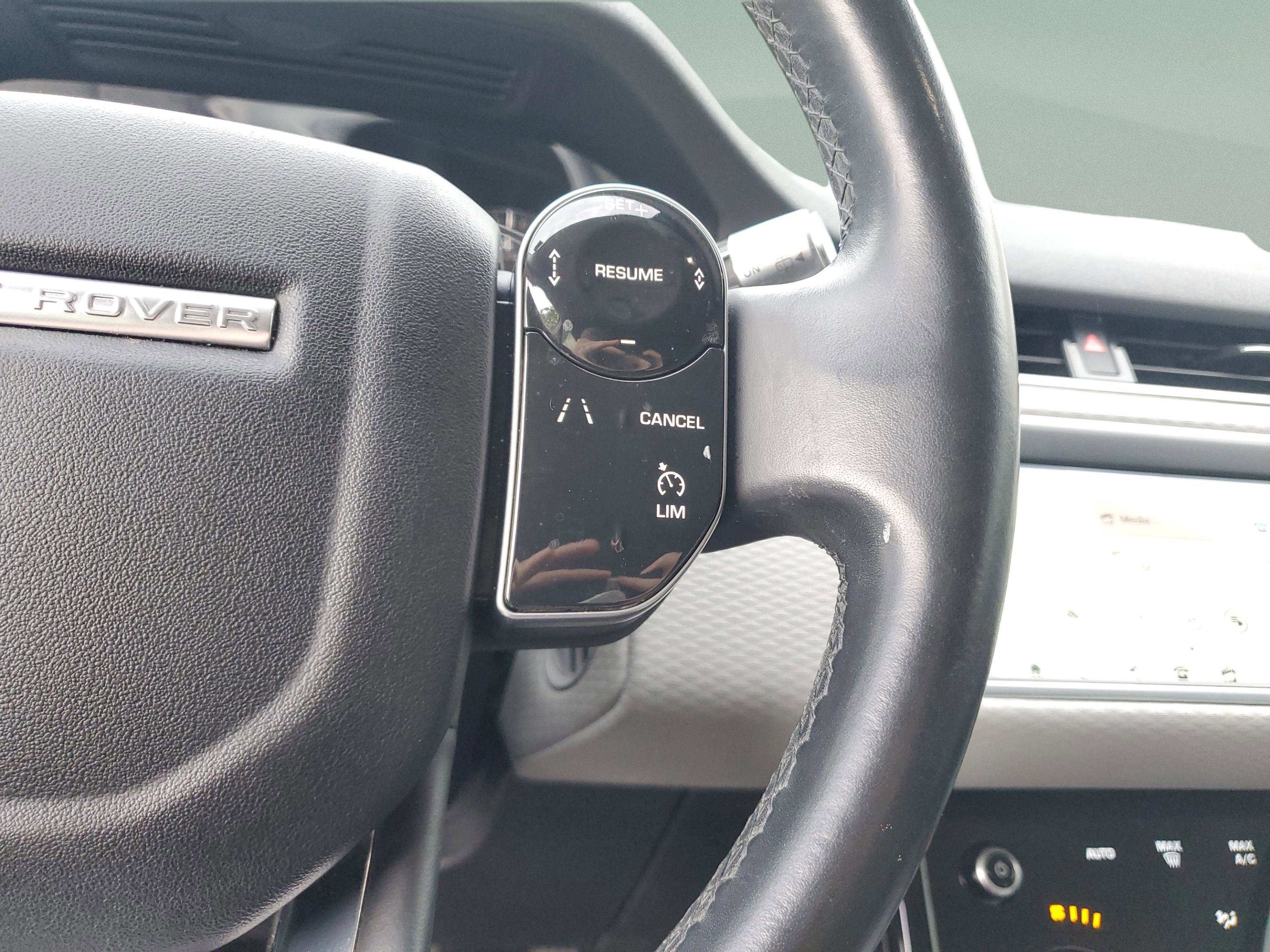 Used 2020 Land Rover Range Rover Evoque S AWD/4WD image 24