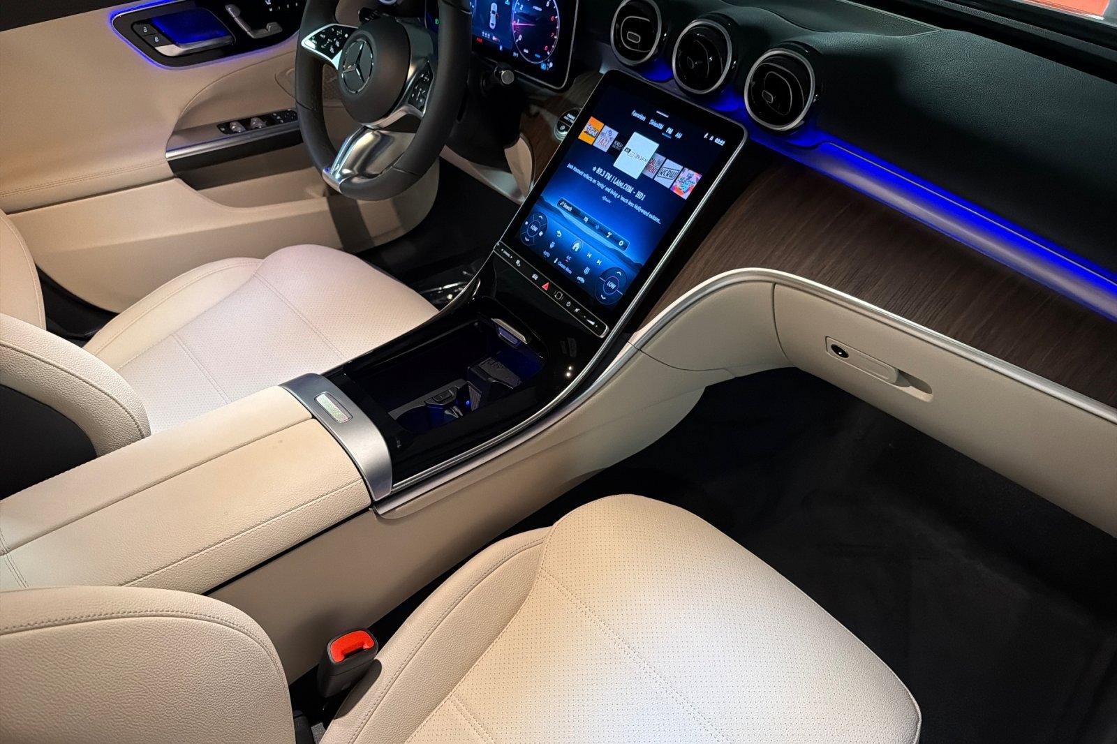 New 2026 Mercedes-Benz C 300 Sedan image 14