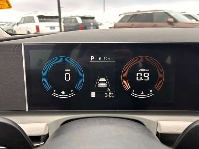 Used 2025 Hyundai Tucson SE image 19