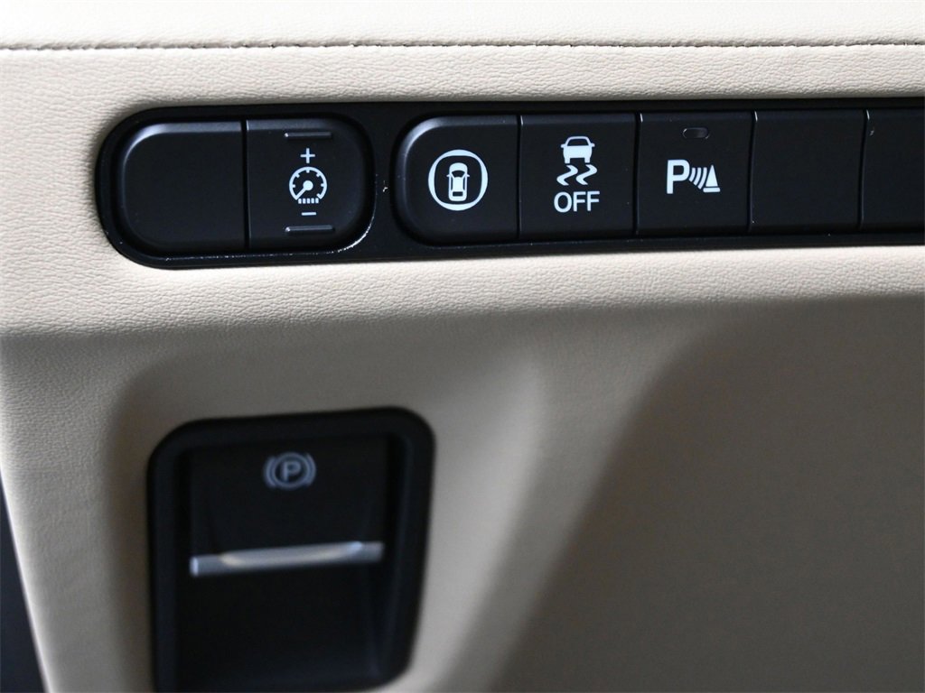 Used 2024 Acura MDX SH-AWD w/ Technology Package image 7