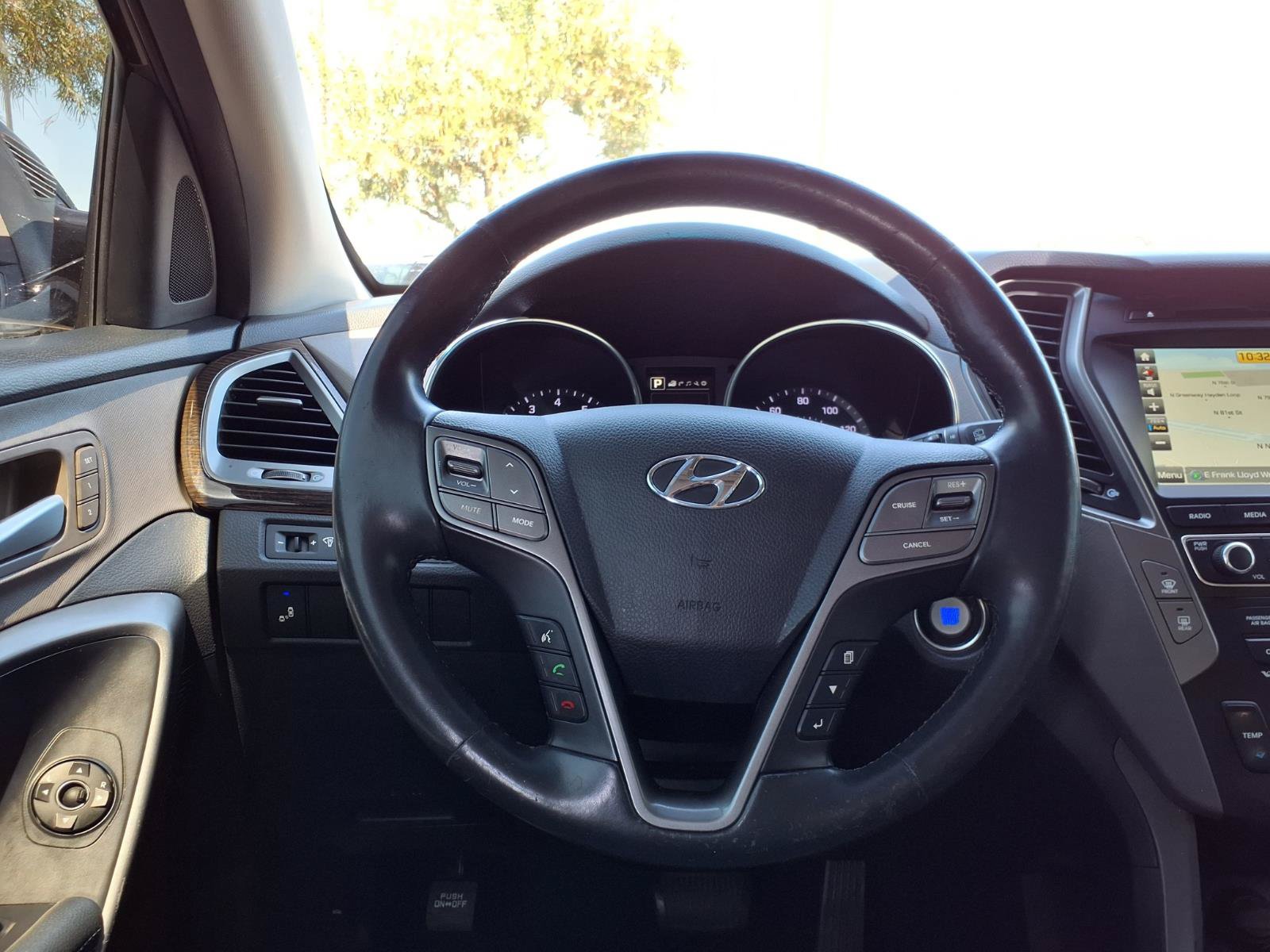 Used 2017 Hyundai Santa Fe Sport FWD image 19