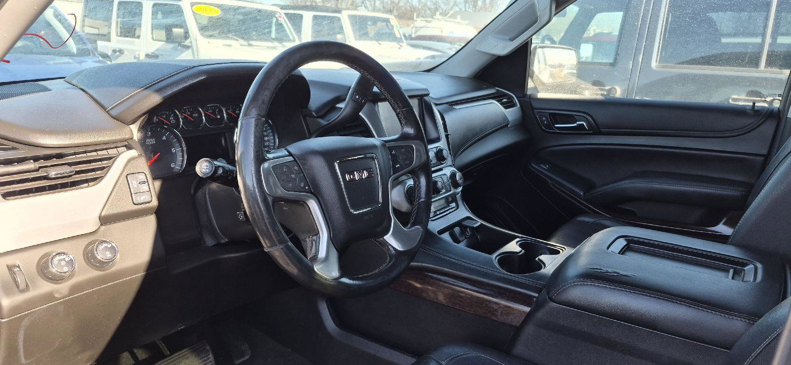 Used 2018 GMC Yukon SLT w/ Open Road Package image 8