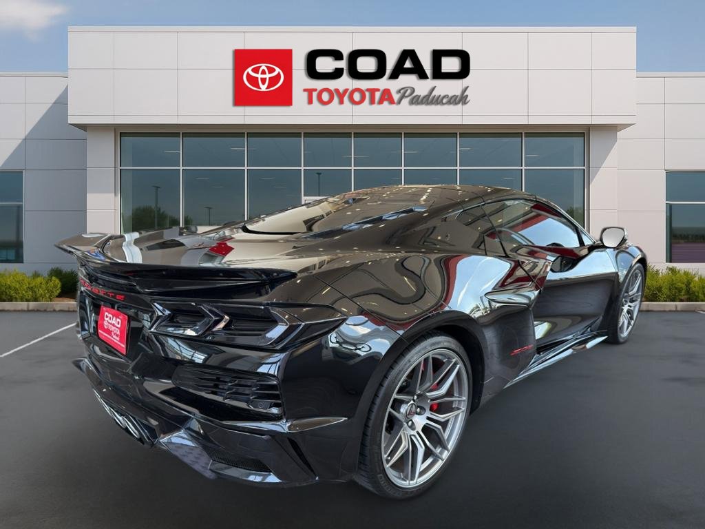 Used 2024 Chevrolet Corvette Z06 RWD image 5