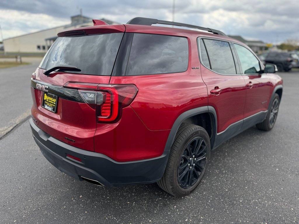 Used 2023 GMC Acadia SLE w/ Driver Convenience Package image 5