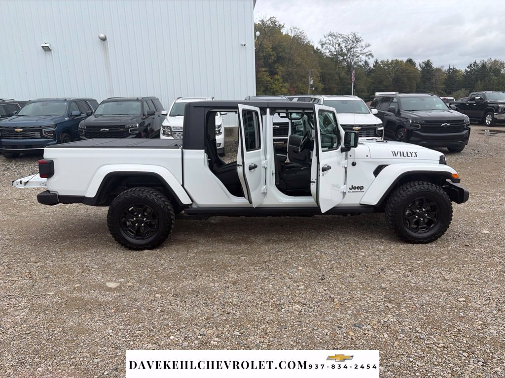Used 2021 Jeep Gladiator Sport AWD/4WD image 30