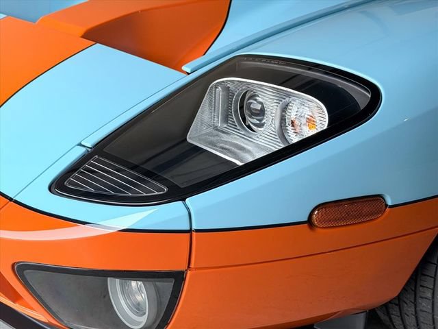 Used 2006 Ford GT RWD image 75