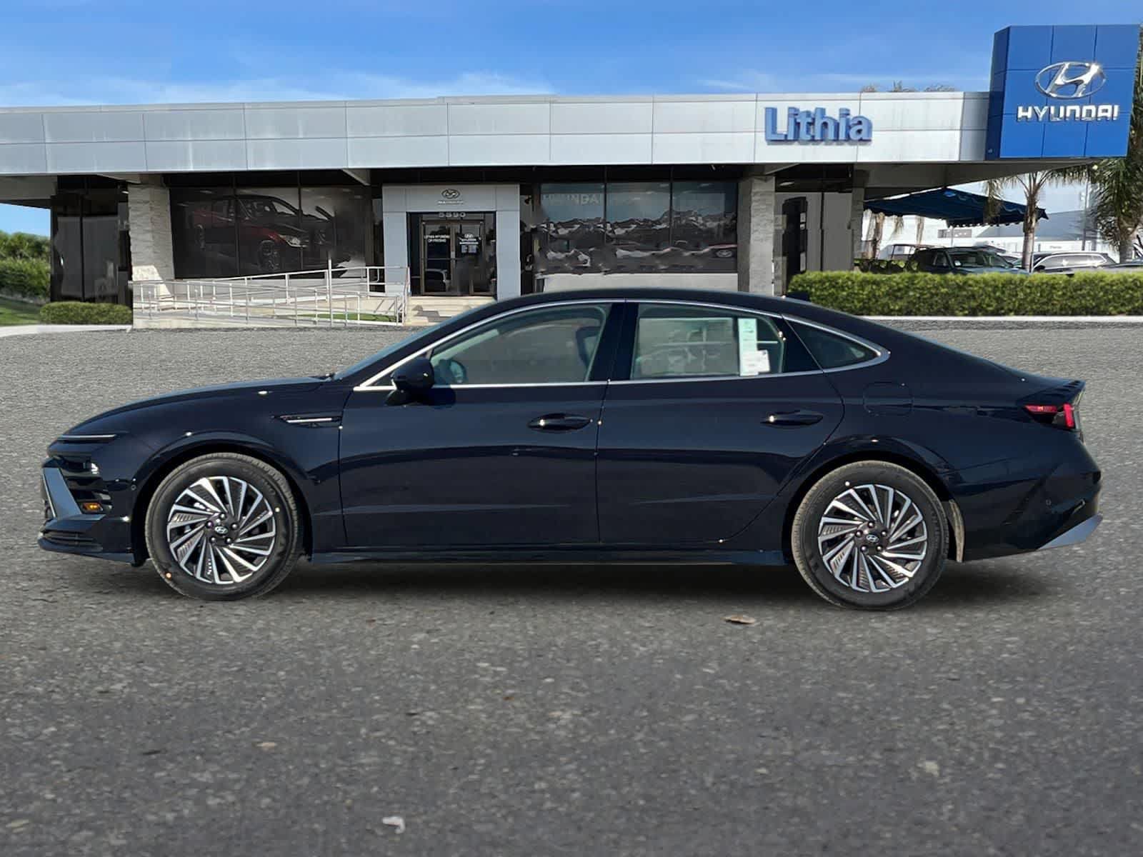 New 2026 Hyundai Sonata Limited FWD image 6