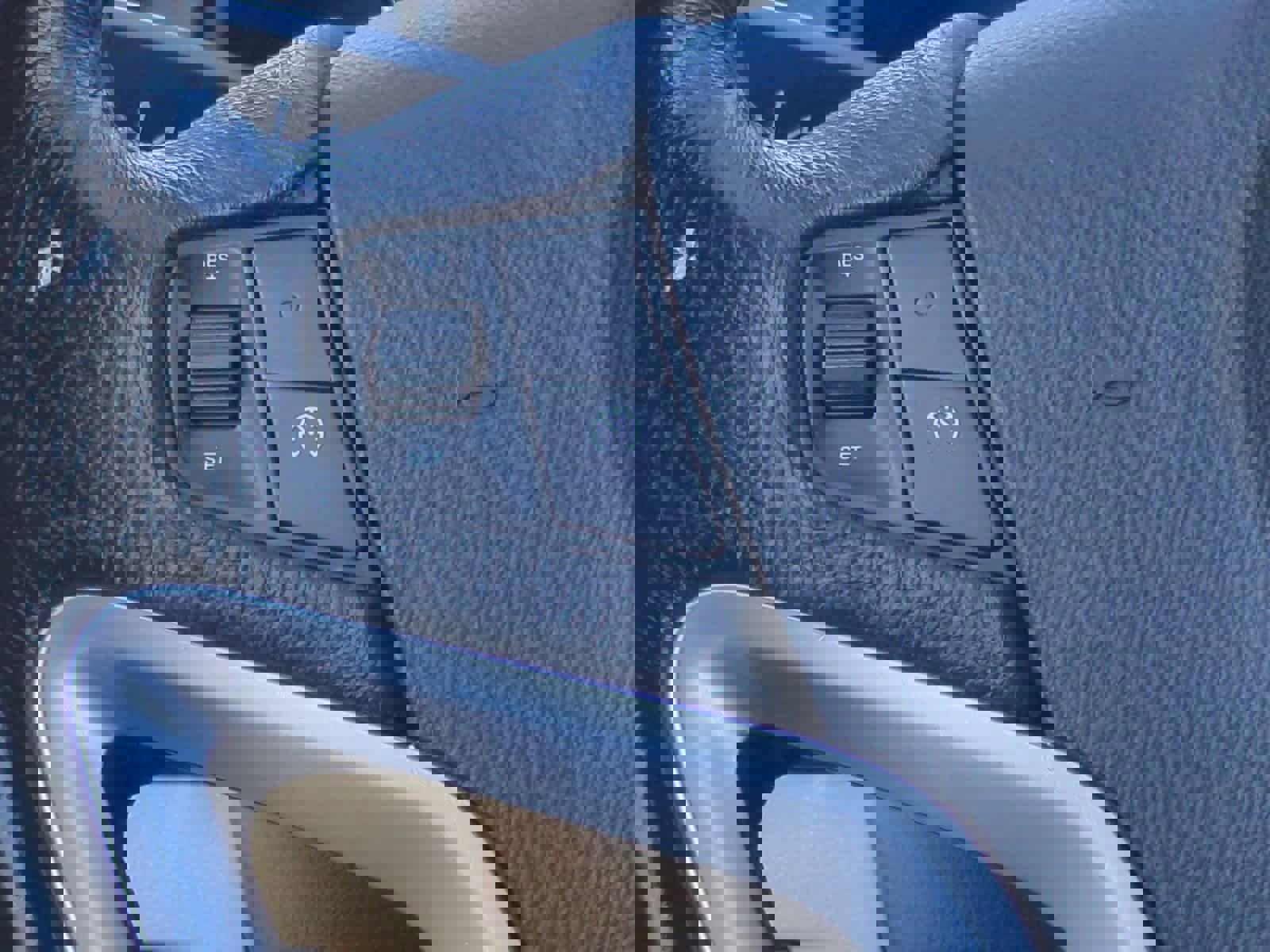 Used 2009 Saturn Vue XE w/ Premium Trim Package image 25