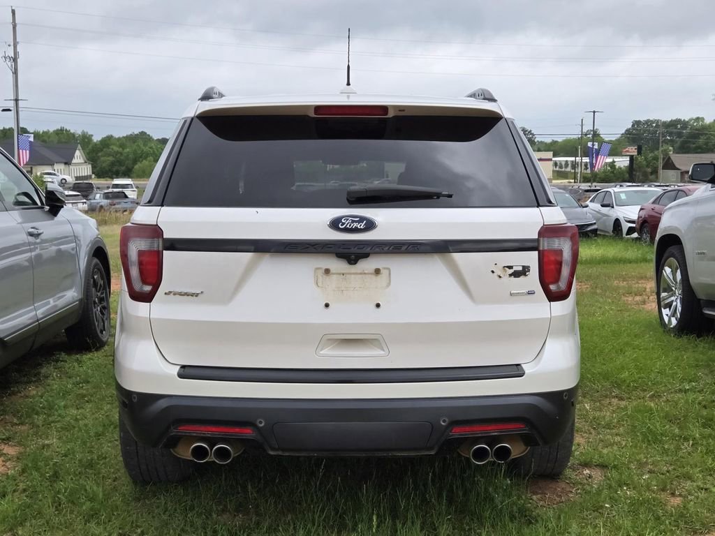 Used 2018 Ford Explorer Sport w/ Equipment Group 401A AWD/4WD image 5