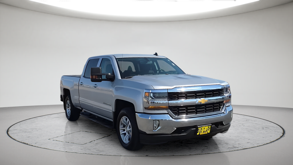 Used 2017 Chevrolet Silverado 1500 LT w/ Max Trailering Package AWD/4WD image 2
