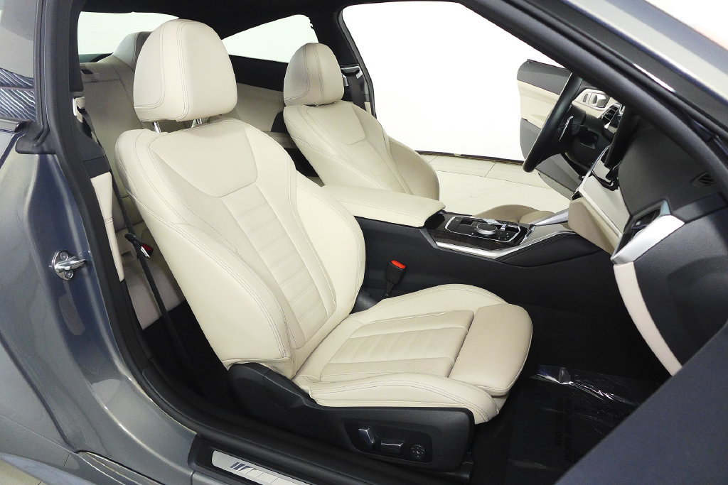 Used 2024 BMW 430i Coupe w/ M Sport Package RWD image 20