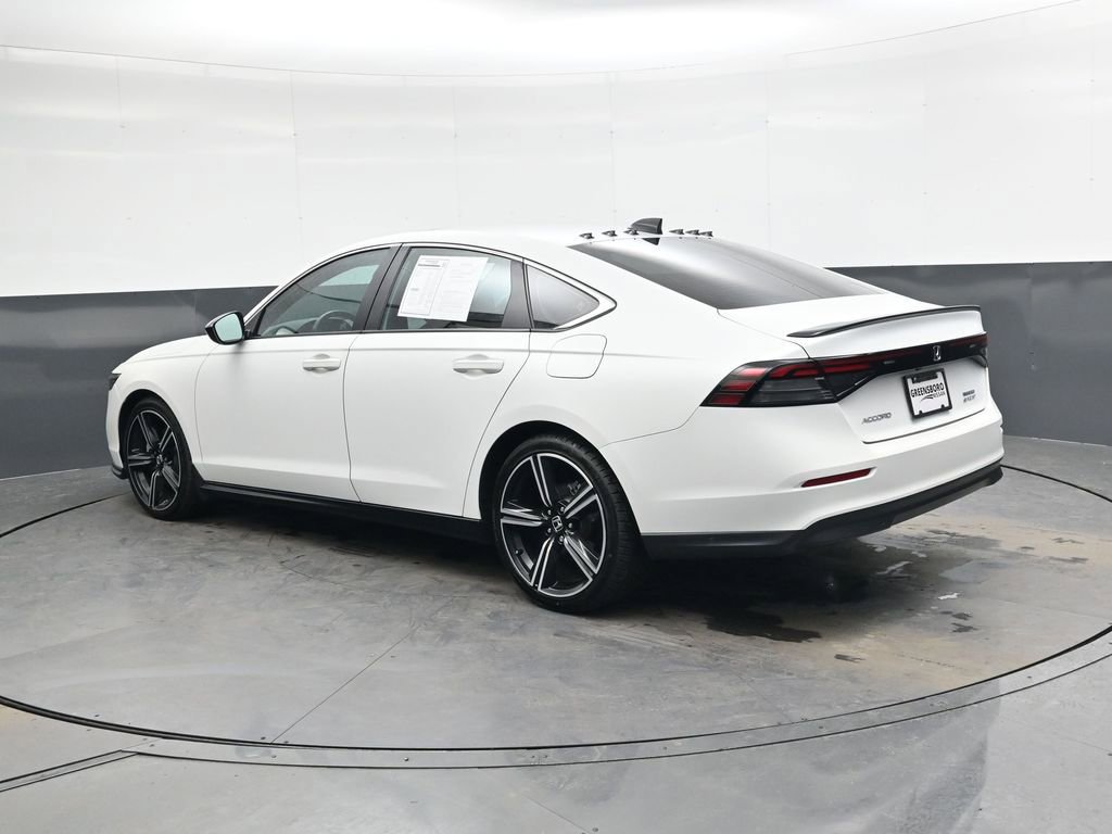 Used 2025 Honda Accord Sport image 6