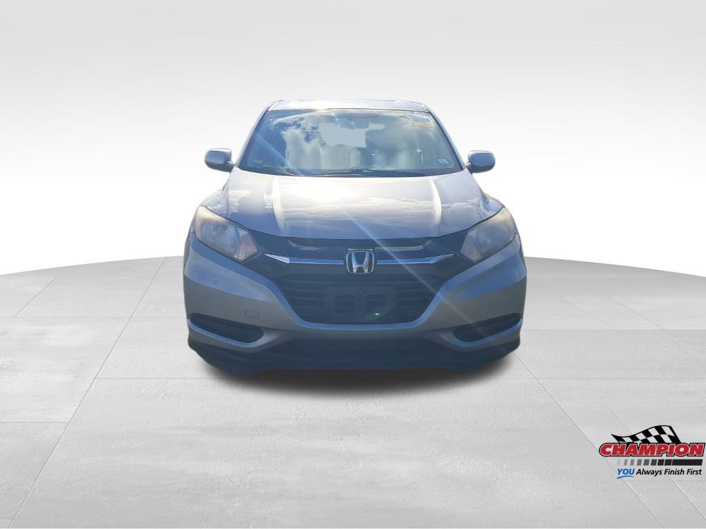 Used 2017 Honda HR-V LX image 10