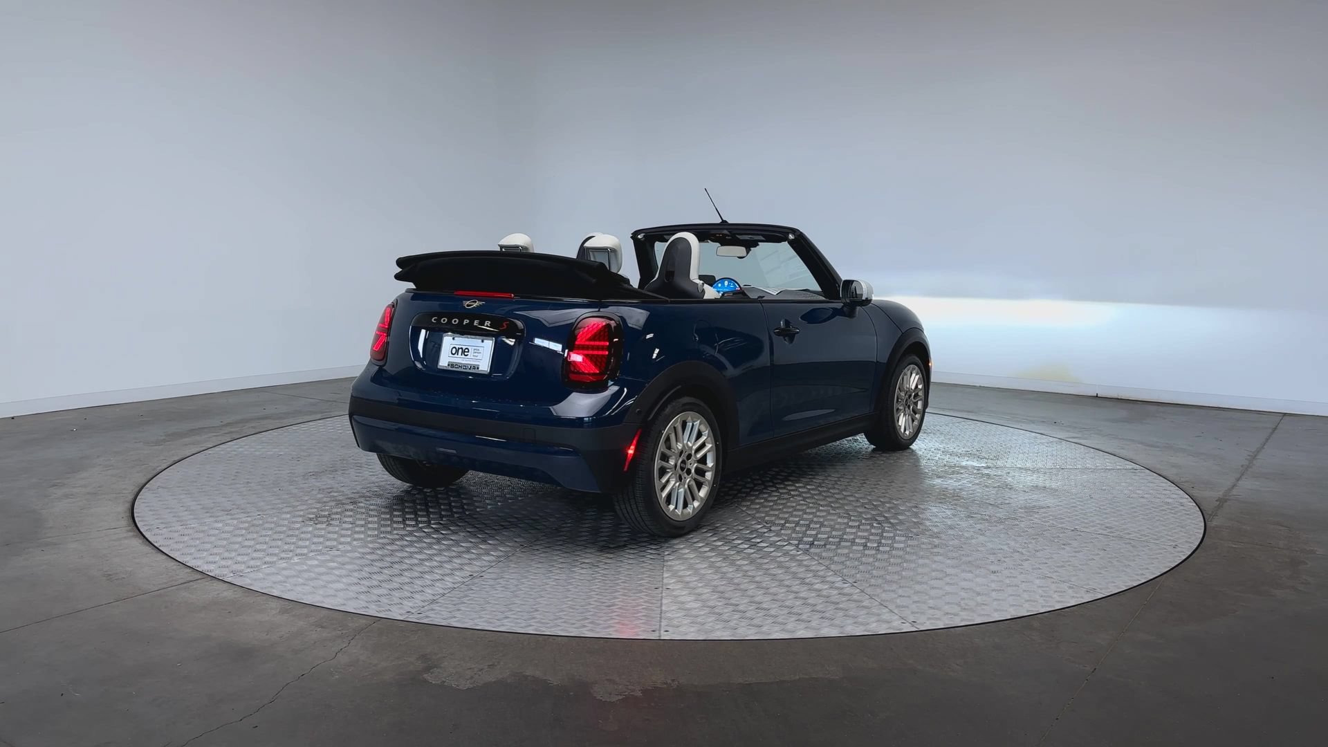New 2026 MINI Cooper S FWD image 8