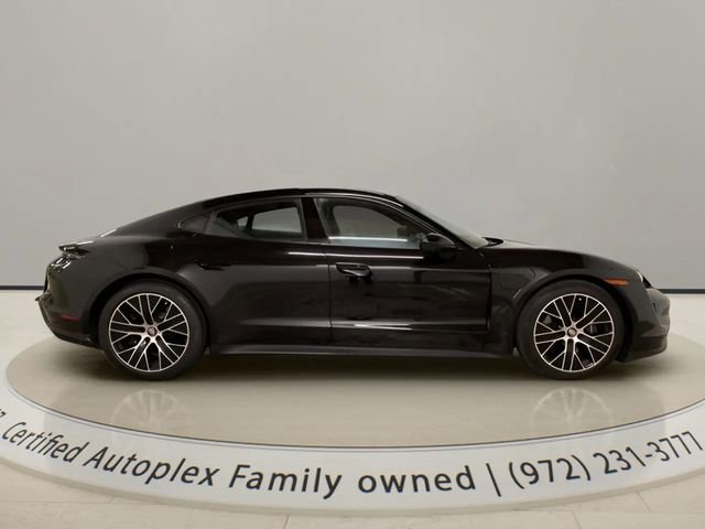 Used 2021 Porsche Taycan RWD image 6