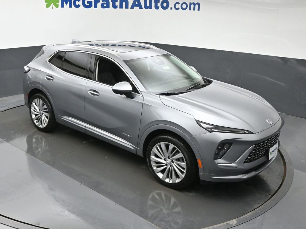 New 2026 Buick Envision Avenir image 3