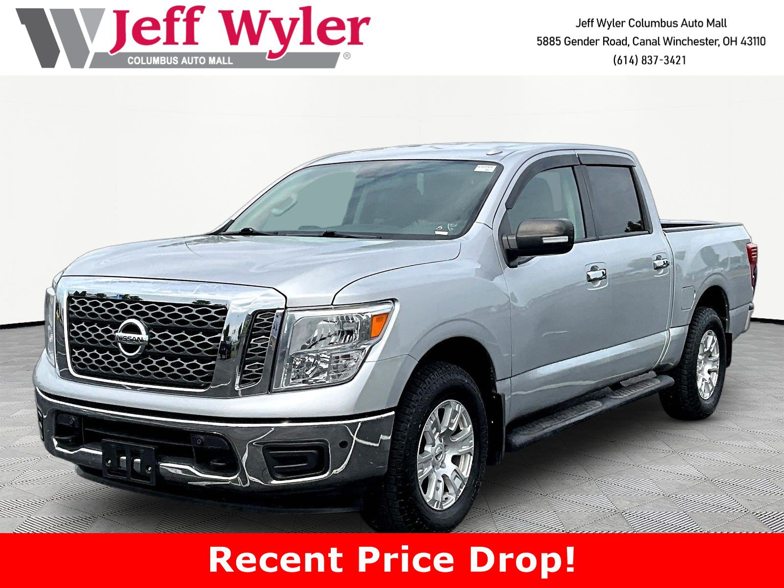 Used 2018 Nissan Titan SV w/ SV Convenience Package AWD/4WD image 1
