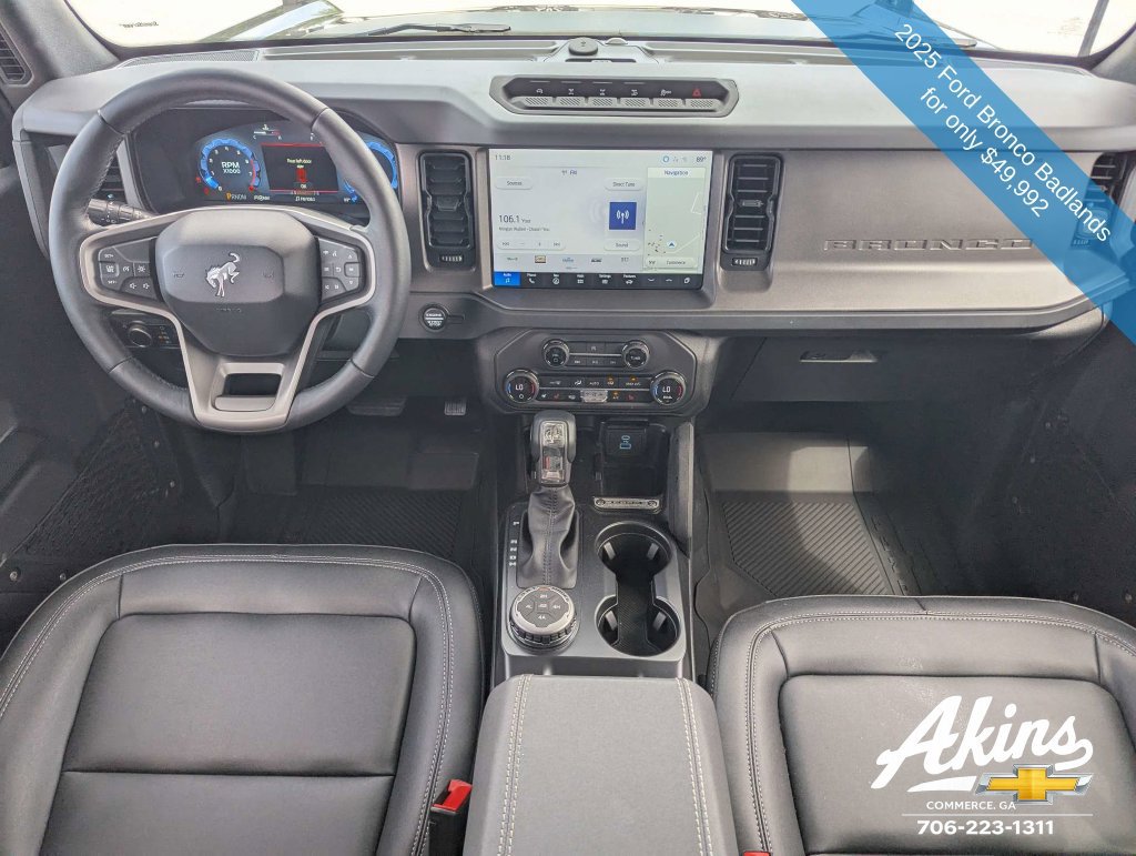 Used 2025 Ford Bronco Badlands AWD/4WD image 16