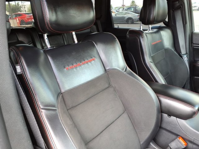 Used 2020 Jeep Grand Cherokee Trailhawk w/ Interior Metal Package AWD/4WD image 12