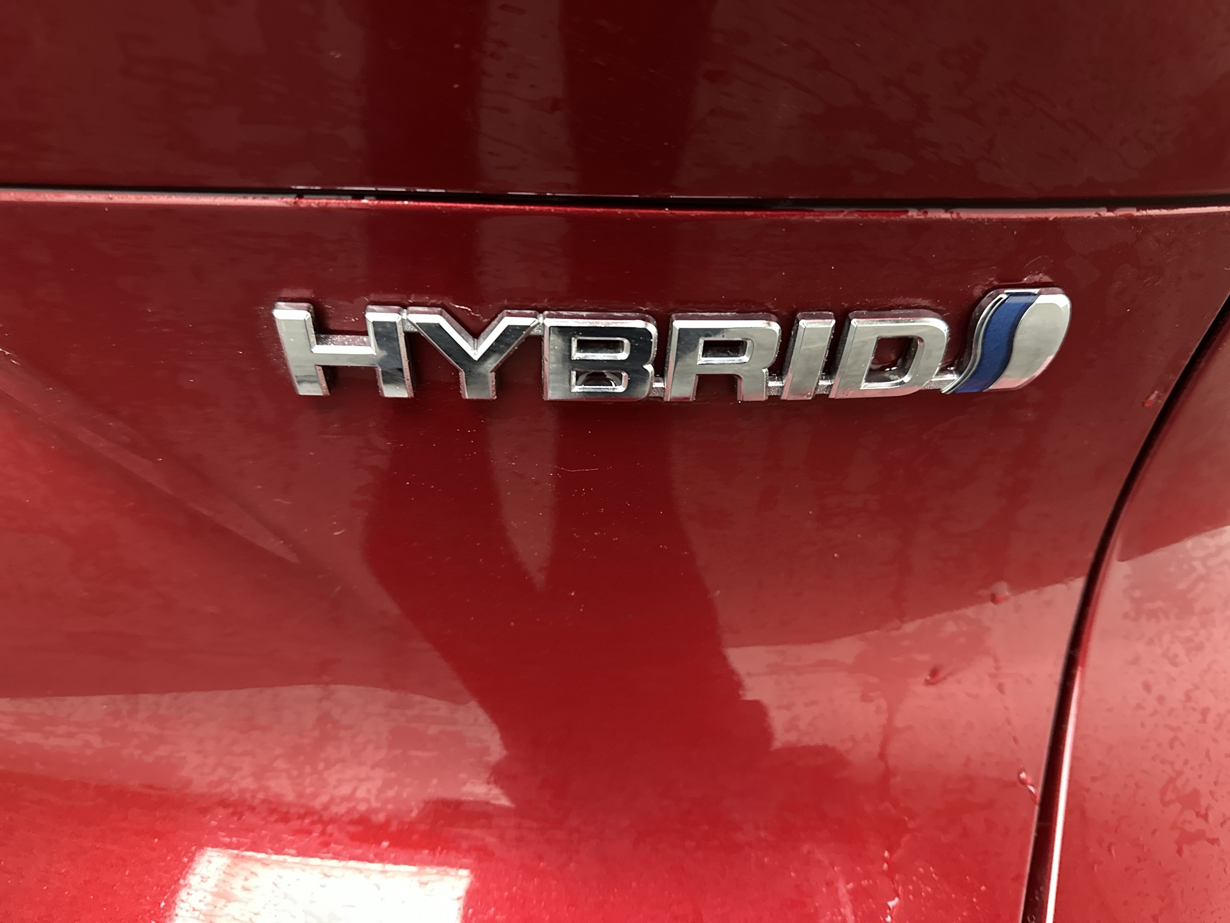 Used 2022 Toyota Venza LE image 14