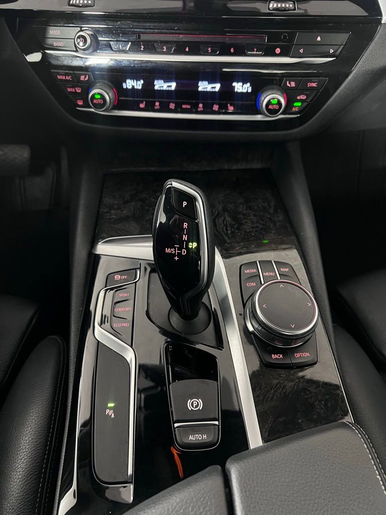 Used 2017 BMW 540i xDrive AWD/4WD image 33